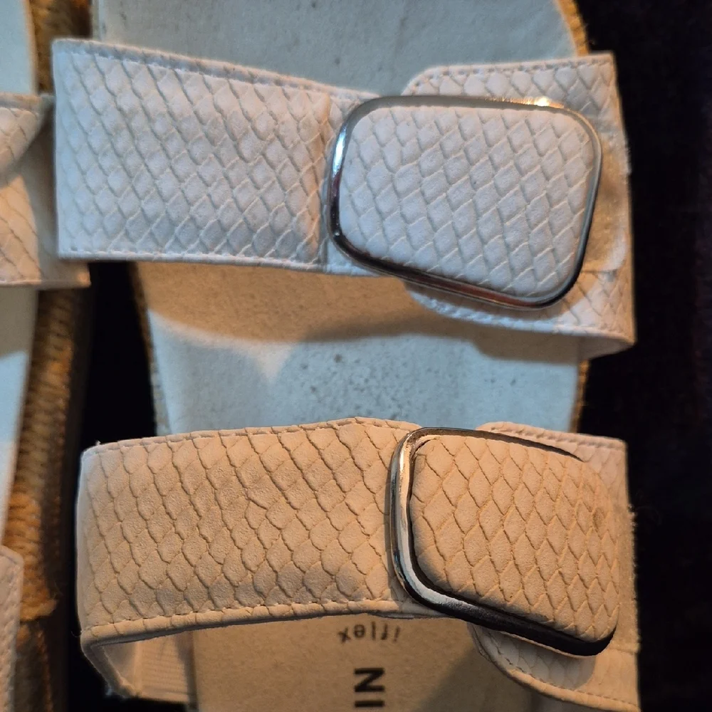 Anne Klein White Sandals Elegant Design - Picture 3 of 6